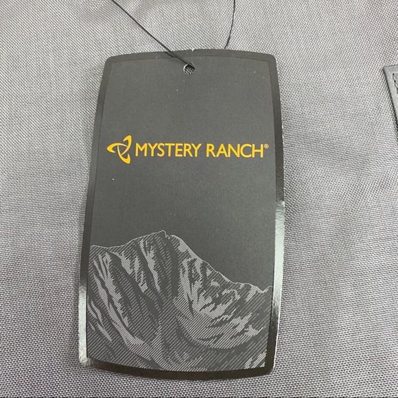Mystery Ranch NWT Prizefighter 20L Daypack Gray - Picture 6 of 6